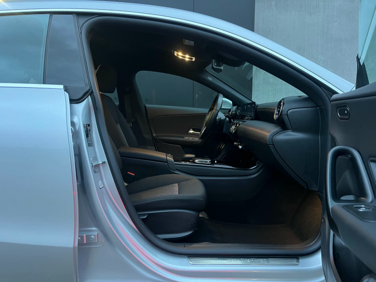 Mercedes-Benz CLA 180 CLA 180 Shooting Brake 7G-DCT Widescreen/Camera Leconte Motors