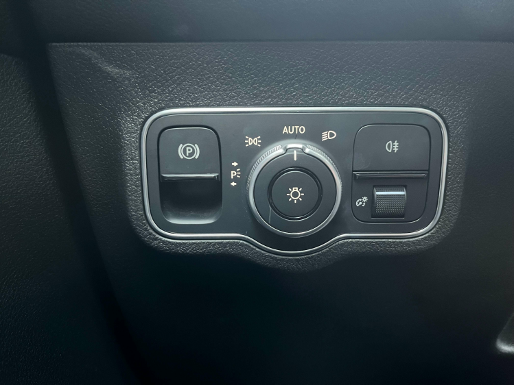 Mercedes-Benz GLB 200 GLB 200 4Matic 8G-DCT 7-zitpl/Pano/Leder/Widescre Leconte Motors