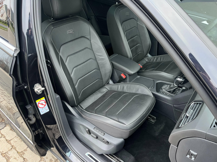 Volkswagen Tiguan Allspace Tiguan Allspace 1.5 TSI R-Line DSG Panodak/Leder.. Leconte Motors