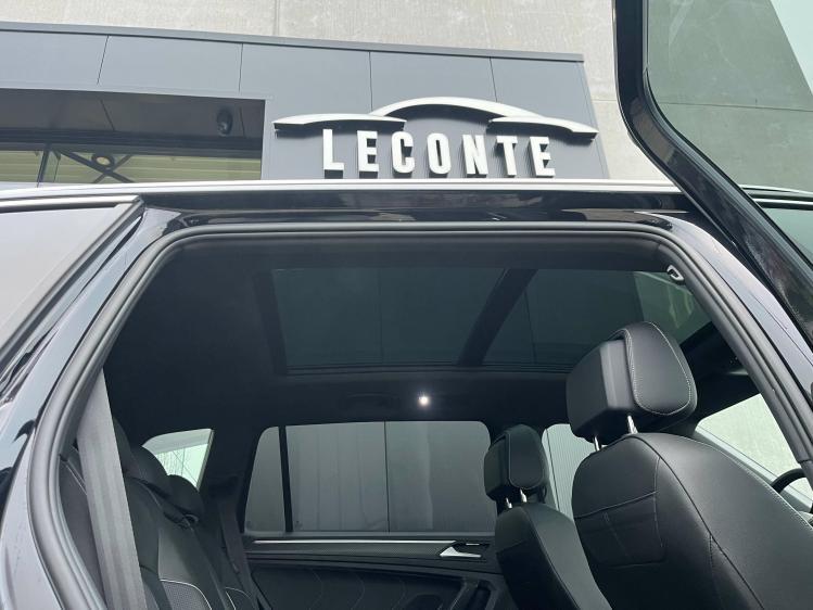 Volkswagen Tiguan Allspace Tiguan Allspace 1.5 TSI R-Line DSG Panodak/Leder.. Leconte Motors