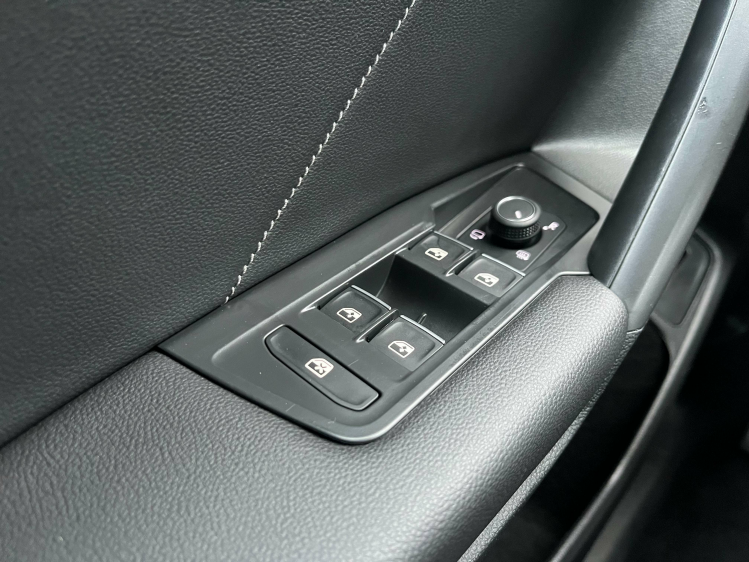 Volkswagen Tiguan Allspace Tiguan Allspace 1.5 TSI R-Line DSG Panodak/Leder.. Leconte Motors