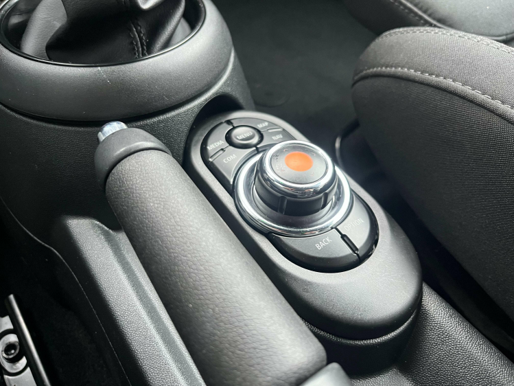 MINI Cooper Mini 1.5 Cooper Full-LED/Leder/Gps/Cruise/PDC/... Leconte Motors