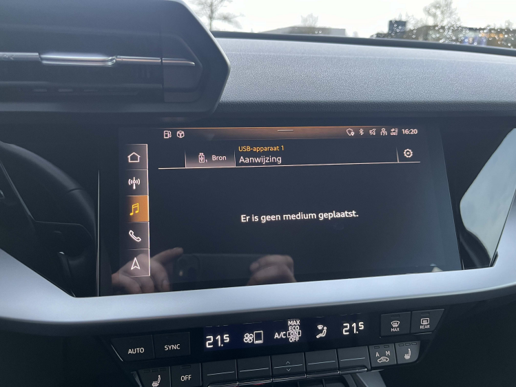 Audi A3 A3 30 TFSI S line S tronic Leder/Carplay/Virtual.. Leconte Motors