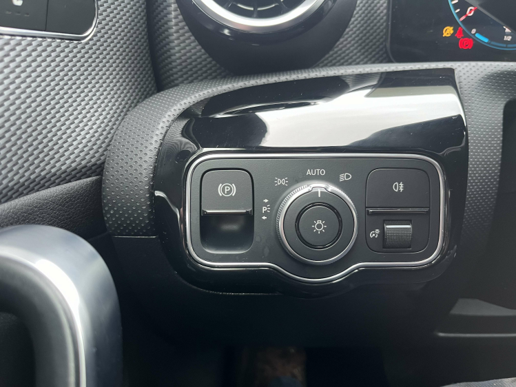 Mercedes-Benz CLA 180 CLA 180iA DCT Coupé Widescreen/Leder/Camera/Cruise Leconte Motors