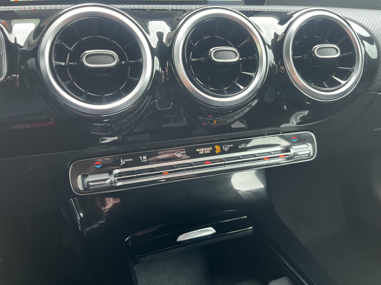 Mercedes-Benz CLA 180 CLA 180iA DCT Coupé Widescreen/Leder/Camera/Cruise Leconte Motors