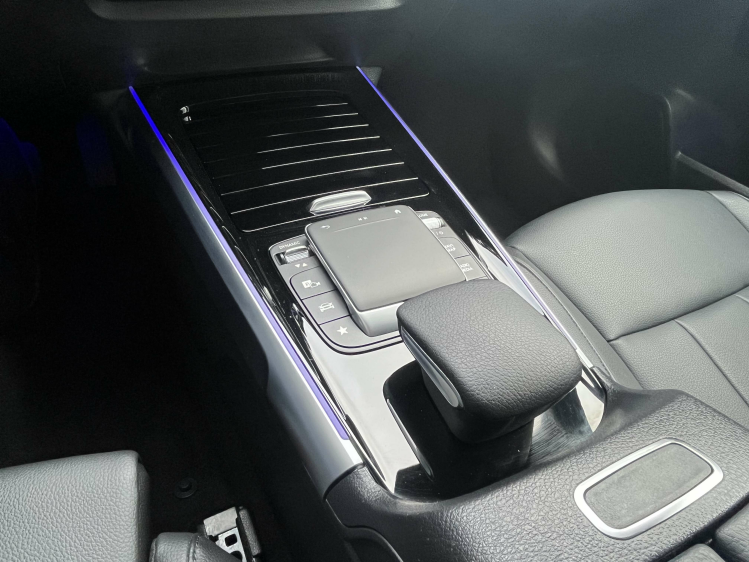 Mercedes-Benz GLB 200 GLB 200iA DCT 7-zitpl/Leder/Trekhaak/Sfeerverlicht Leconte Motors