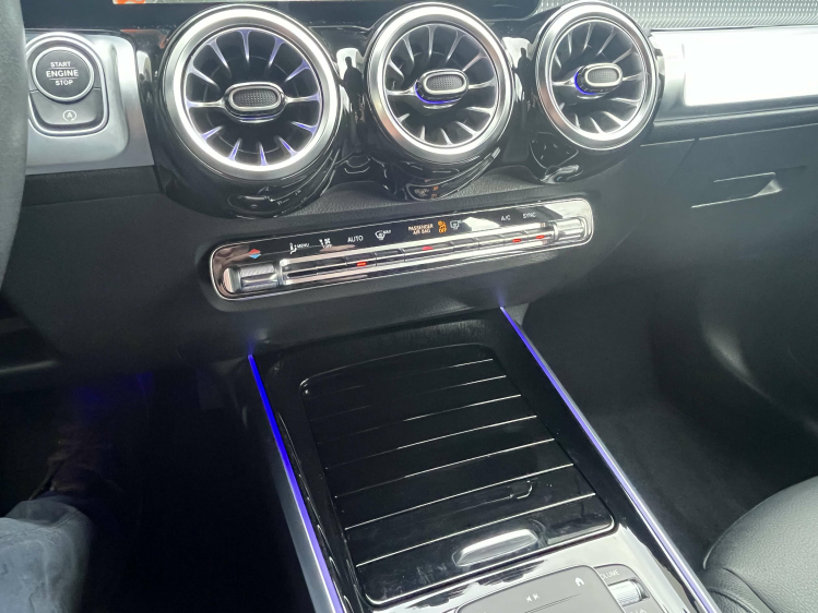 Mercedes-Benz GLB 200 GLB 200iA DCT 7-zitpl/Leder/Trekhaak/Sfeerverlicht Leconte Motors