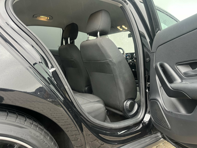 Mercedes-Benz A 180 A 180iA DCT Berline Widescreen/Zetelverwarming/CAM Leconte Motors