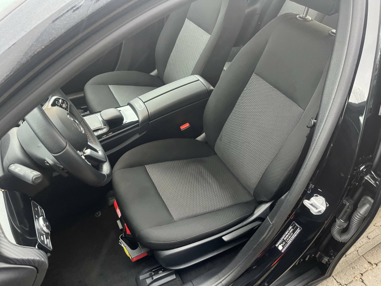 Mercedes-Benz A 180 A 180iA DCT Berline Widescreen/Zetelverwarming/CAM Leconte Motors