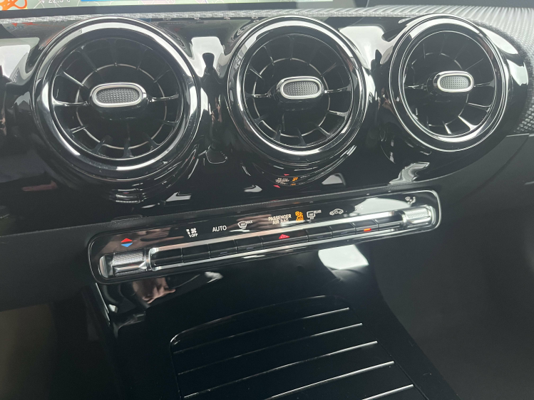 Mercedes-Benz A 180 A 180iA DCT Berline Widescreen/Zetelverwarming/CAM Leconte Motors