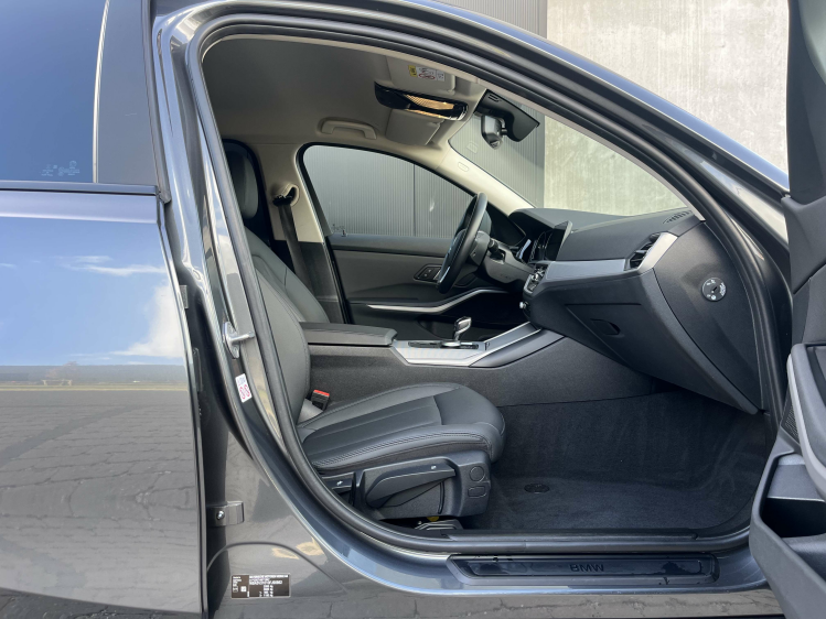 BMW 318 318 dA Berline LED/Leder/Gps/Carplay/PDC/Cruise Leconte Motors