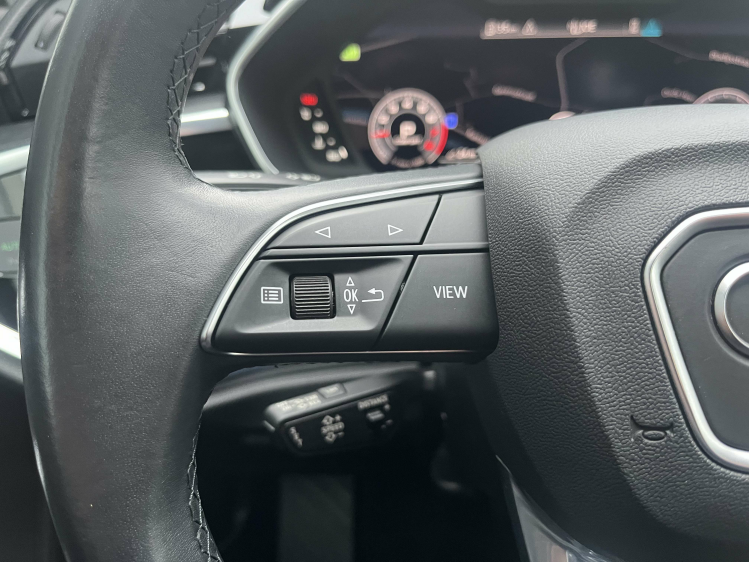 Audi Q3 Q3 SB 35TFSI S-Line Panodak/Leder/Camera/Carplay Leconte Motors