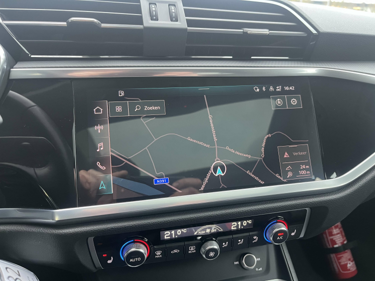 Audi Q3 Q3 SB 35TFSI S-Line Panodak/Leder/Camera/Carplay Leconte Motors