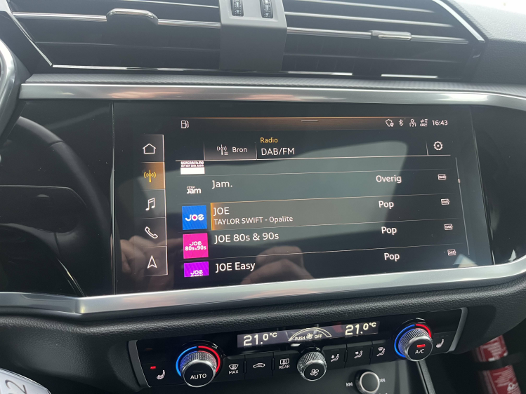 Audi Q3 Q3 SB 35TFSI S-Line Panodak/Leder/Camera/Carplay Leconte Motors