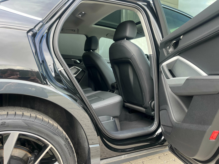 Audi Q3 Q3 Sportback 35TFSI S-Tronic Panodak/LED/Leder/CAM Leconte Motors