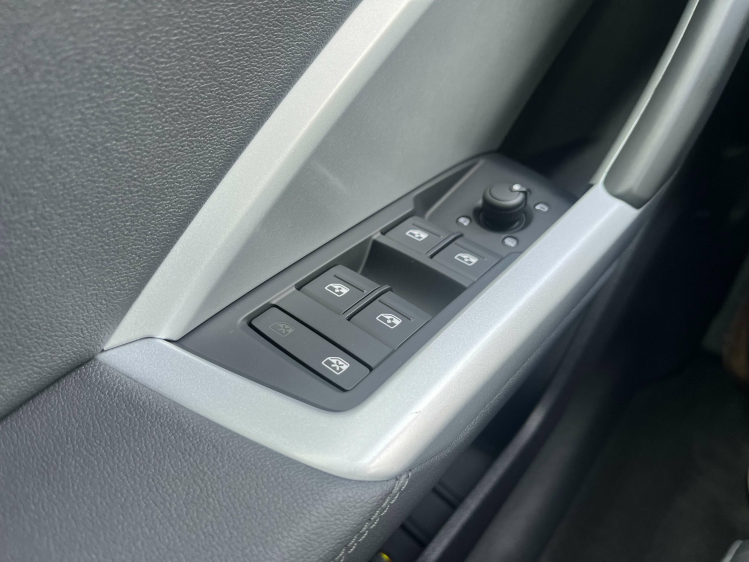 Audi Q3 Q3 Sportback 35TFSI S-Tronic Panodak/LED/Leder/CAM Leconte Motors