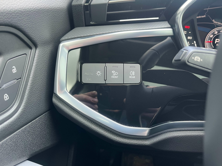 Audi Q3 Q3 Sportback 35TFSI S-Tronic Panodak/LED/Leder/CAM Leconte Motors