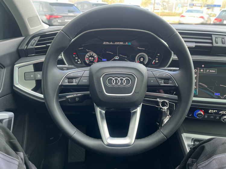 Audi Q3 Q3 Sportback 35TFSI S-Tronic Panodak/LED/Leder/CAM Leconte Motors