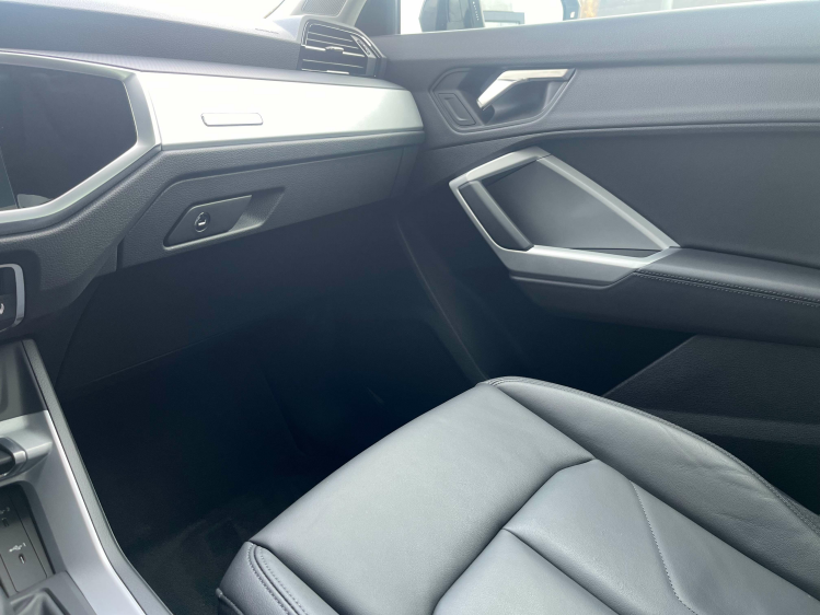 Audi Q3 Q3 Sportback 35TFSI S-Tronic Panodak/LED/Leder/CAM Leconte Motors