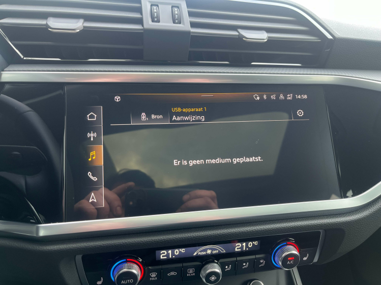 Audi Q3 Q3 Sportback 35TFSI S-Tronic Panodak/LED/Leder/CAM Leconte Motors