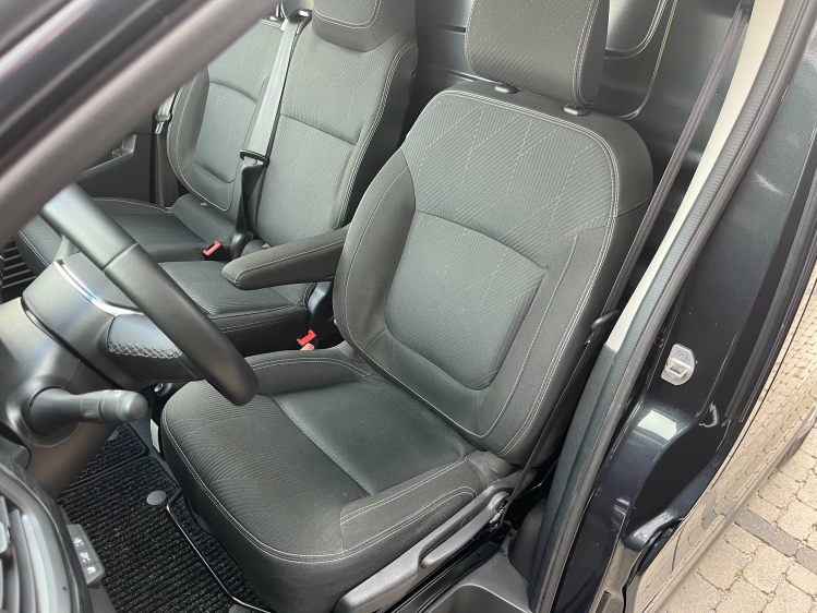 Renault Trafic 2.0 dCi Grand Confort 3-zit/Dakrek/Trekhaak/Carplay/Camera/...!! Leconte Motors