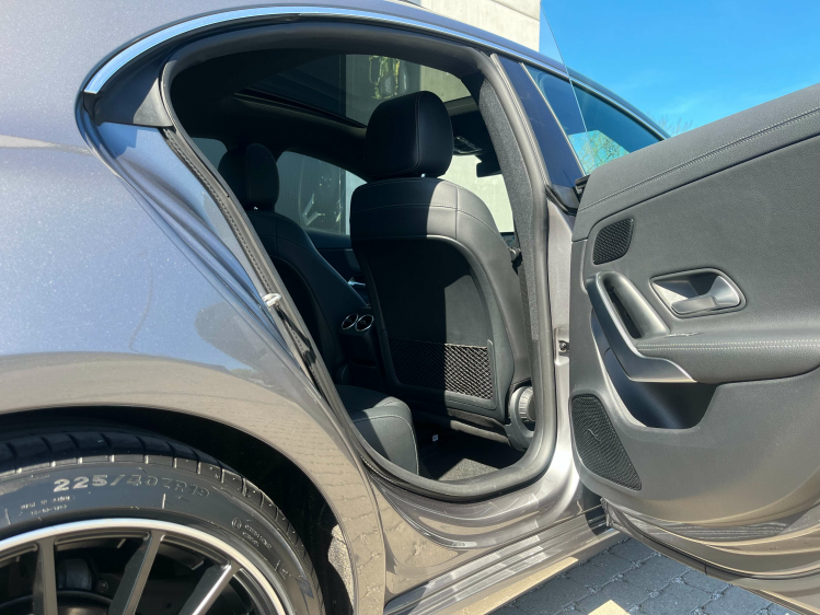 Mercedes-Benz CLA 180 CLA180iA Coupé Panodak/Leder/LED/Camera/...!! Leconte Motors