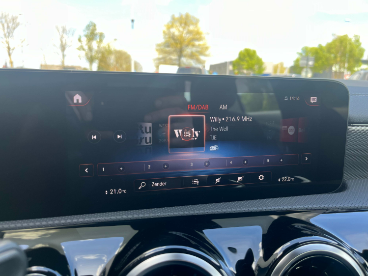 Mercedes-Benz CLA 250 CLA 250e Plug In Hybrid Coupé Leder/Camera/Cruise/...!! Leconte Motors