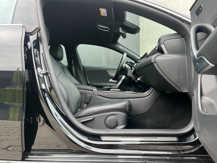 Mercedes-Benz CLA 250 CLA 250e Plug In Hybrid Coupé Leder/Camera/Cruise/...!! Leconte Motors