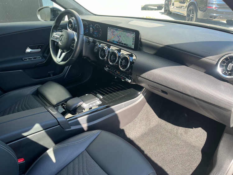 Mercedes-Benz A 180 A180i DCT LED/Widescreen/Leder/Camera/Zetelverwarming/...!! Leconte Motors