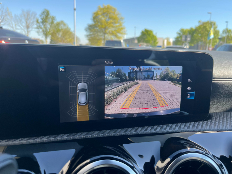 Mercedes-Benz A 180 A180i DCT LED/Widescreen/Leder/Camera/Zetelverwarming/...!! Leconte Motors