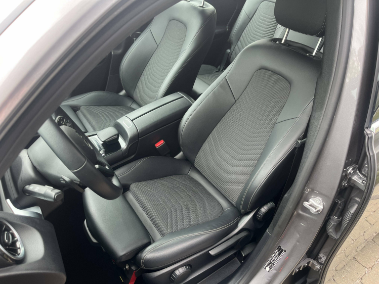 Mercedes-Benz GLB 200 GLB 200dA 7-zitpl/Widescreen/LED/Sportzetels/Carplay Leconte Motors