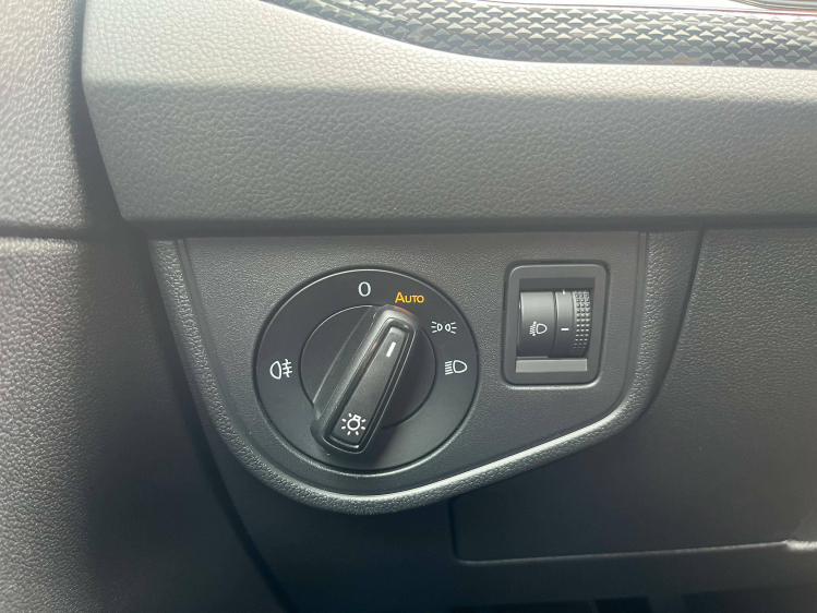Volkswagen Taigo Taigo 1.0 TSI LED/Carplay/Camera/ACC/Navigatie Leconte Motors