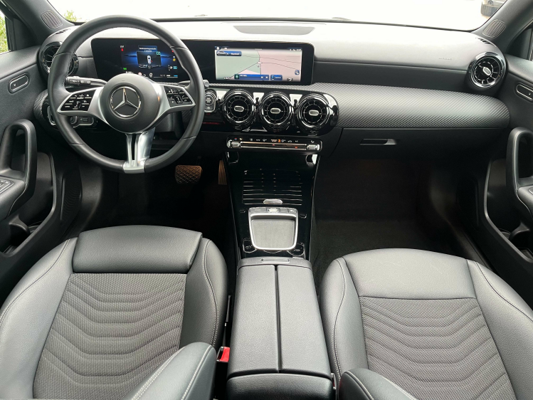 Mercedes-Benz A 180 A 180 7G-DCT Facelift Widescreen/LED/Sportzetels Leconte Motors