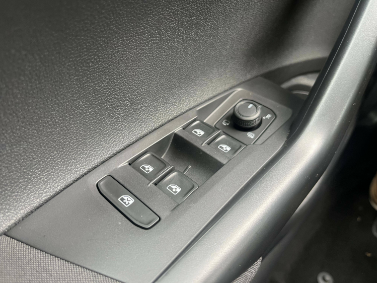 Volkswagen Taigo Taigo 1.0 TSI LED/Carplay/Camera/ACC/Navigatie Leconte Motors
