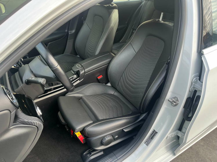Mercedes-Benz A 160 A 160i Widescreen/Sportzetels/Camera/Gps/Cruise... Leconte Motors