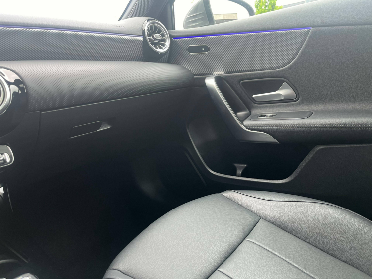 Mercedes-Benz A 180 A 180iA Berline Panodak/Leder/Sfeerverlichting/Camera Leconte Motors