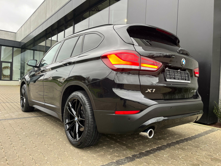 BMW X1 1.5iA xDrive25e Hybrid LED/Leder/Carplay/HUD/CAM.. Leconte Motors