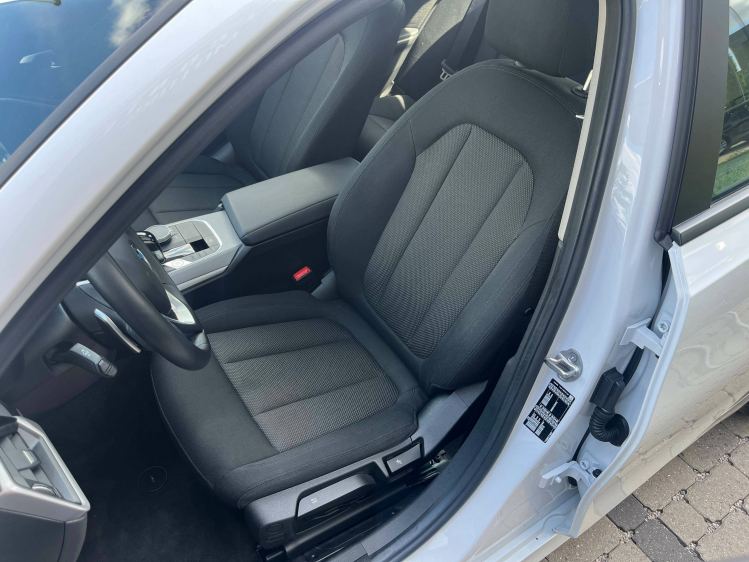 BMW 318 318iAS Berline Schuifdak/Navigatie/Carplay/Cruise/PDC Leconte Motors