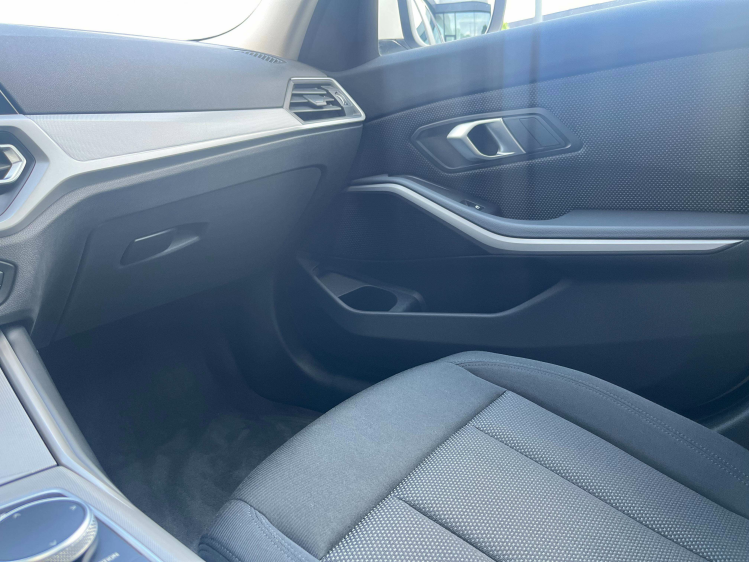 BMW 318 318iAS Berline Schuifdak/Navigatie/Carplay/Cruise/PDC Leconte Motors