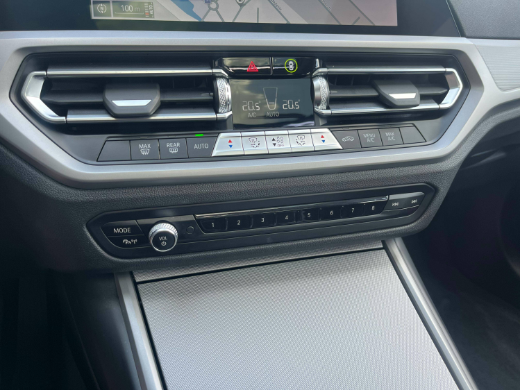 BMW 318 318iAS Berline Schuifdak/Navigatie/Carplay/Cruise/PDC Leconte Motors