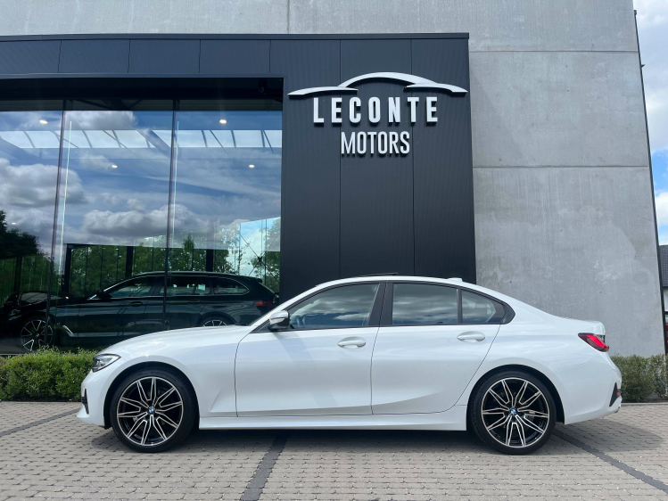 BMW 318 318iAS Berline Schuifdak/Navigatie/Carplay/Cruise/PDC Leconte Motors