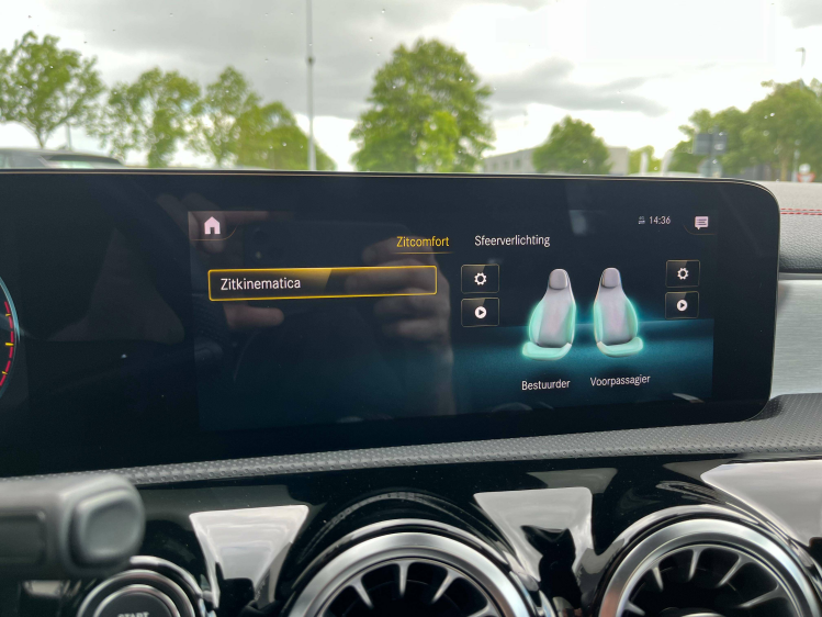 Mercedes-Benz CLA 200 CLA 200iA DCT AMG-PACK Panodak/Sfeerverlichting/Memoryseats/Carplay/... Leconte Motors