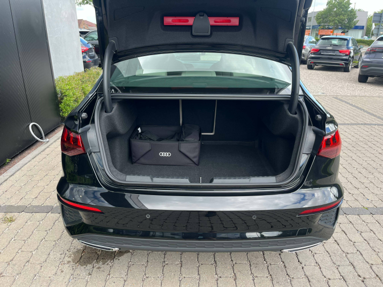 Audi A3 A3 30 TFSI Berline S-Line Full-LED/Virtual/Leder/Camera/Carplay Leconte Motors