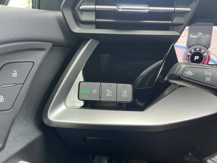 Audi A3 A3 30 TFSI Berline S-Line Full-LED/Virtual/Leder/Camera/Carplay Leconte Motors