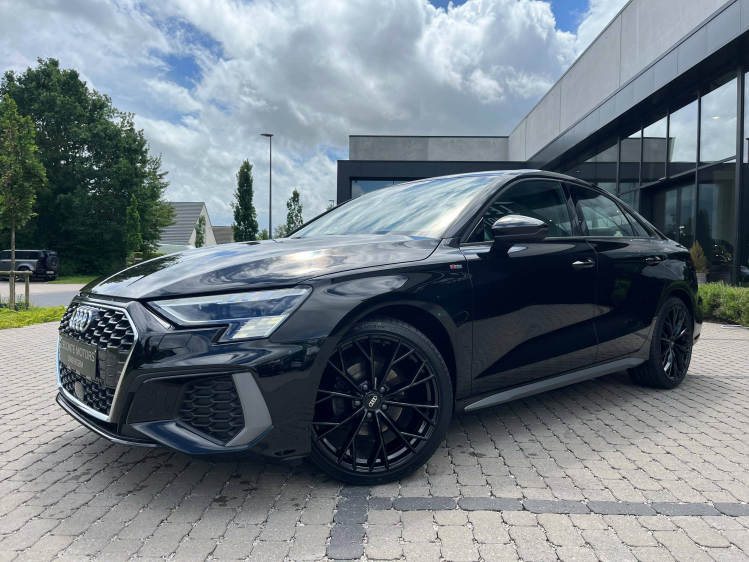 Audi A3 A3 30 TFSI Berline S-Line Full-LED/Virtual/Leder/Camera/Carplay Leconte Motors