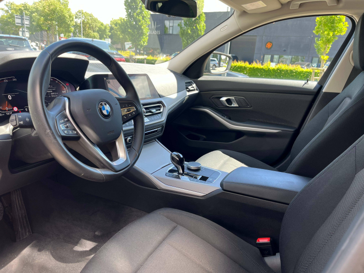 BMW 318 Touring 318iA Panodak/Virtual/Carplay/Cruise/PDC/...!! Leconte Motors