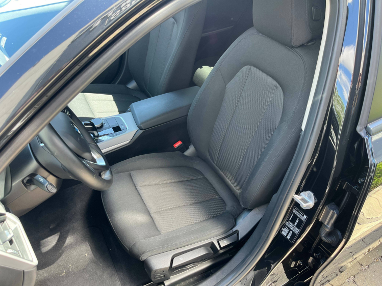 BMW 318 Touring 318iA Panodak/Virtual/Carplay/Cruise/PDC/...!! Leconte Motors