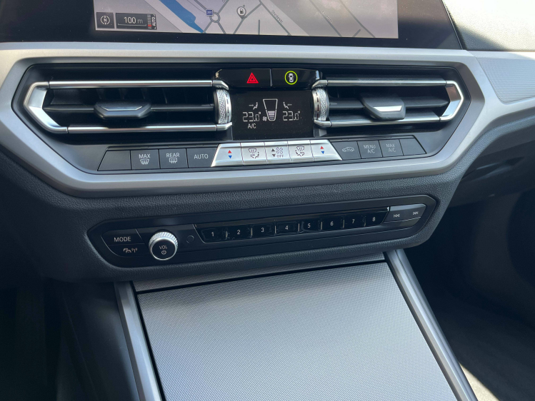 BMW 318 Touring 318iA Panodak/Virtual/Carplay/Cruise/PDC/...!! Leconte Motors