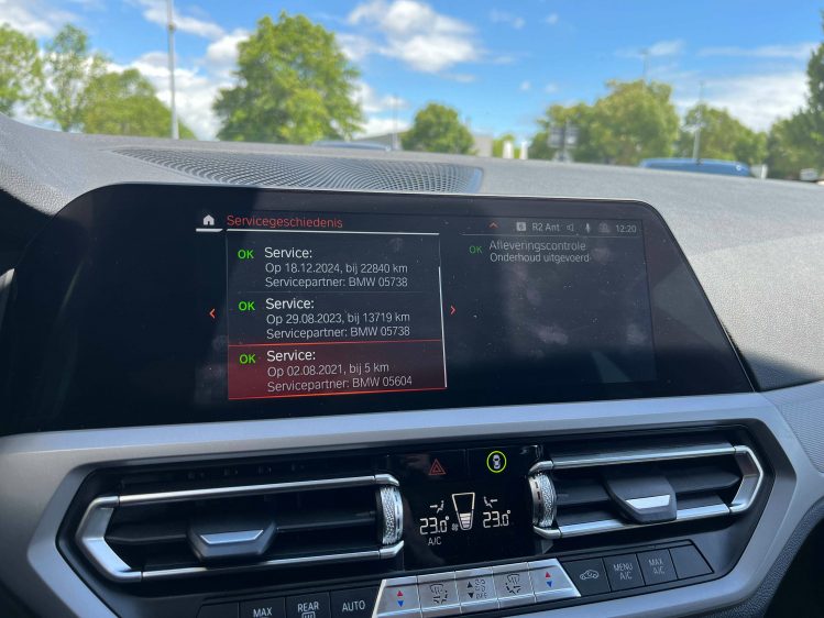 BMW 318 Touring 318iA Panodak/Virtual/Carplay/Cruise/PDC/...!! Leconte Motors