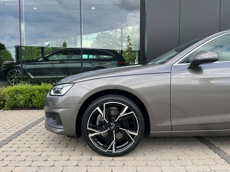 Audi A4 A4 Avant 35 TFSI S tronic Virtual/LED/Leder/Carplay/Zetelverwarming/...!! Leconte Motors